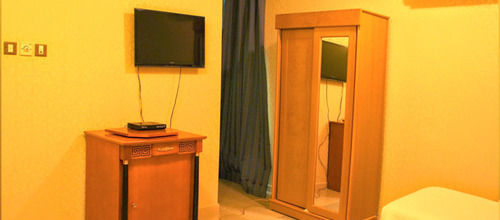 Safari Hotel